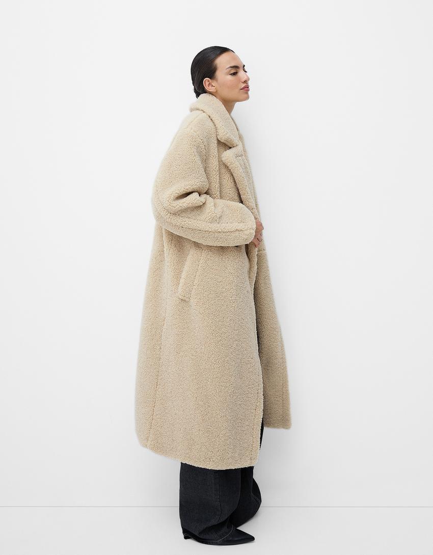 Christina | Coat di orsacchiotto a due file con placca a bottone in oversize - immagine 7