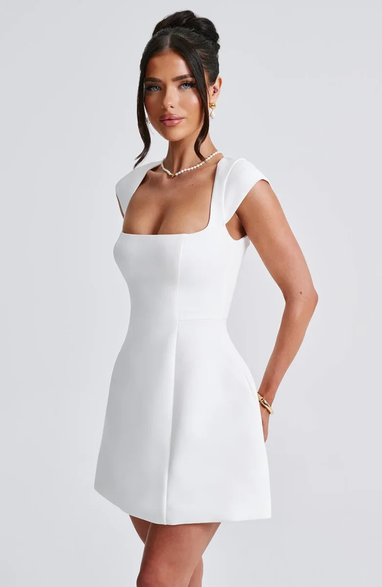 Nicole | Elegante miniabito color avorio - immagine 7